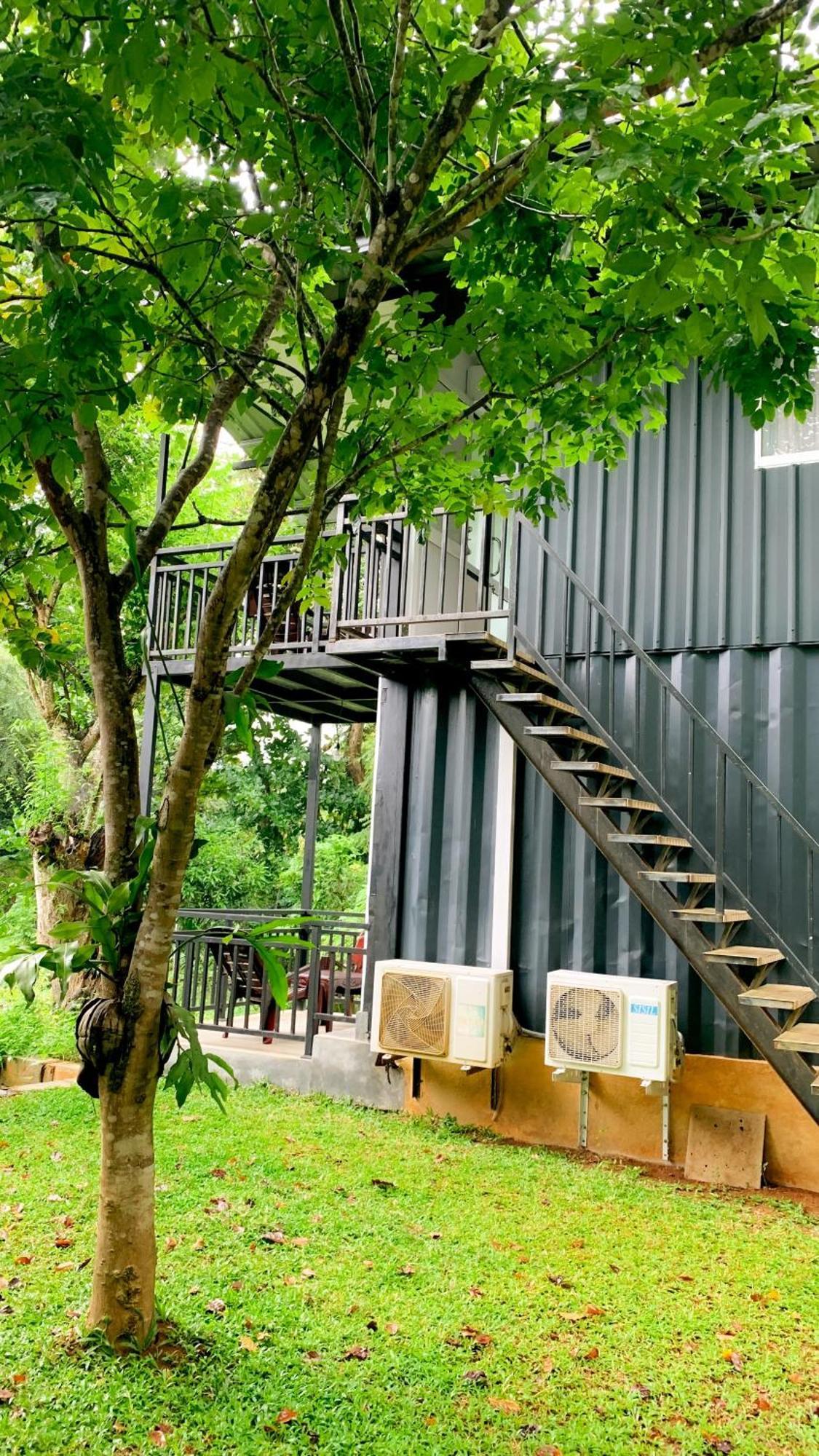 Peacock Village Pinnawala - Offer Alert! Elephant Welfare Program Exterior foto